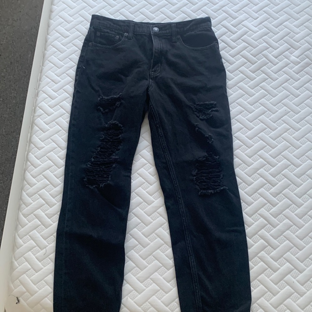 black ripped mom jeans